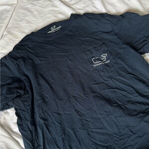 Men’s VINEYARD VINES tee